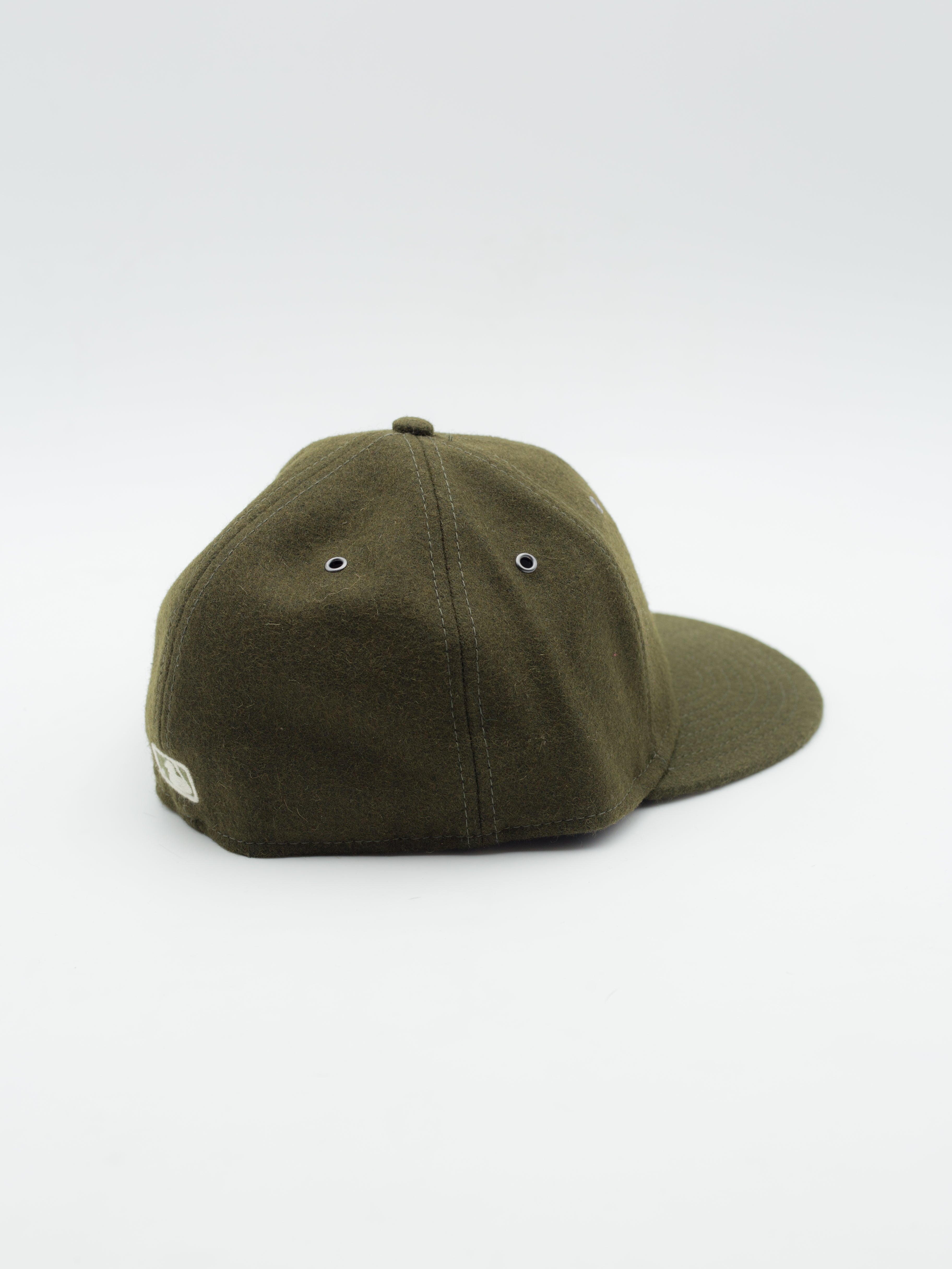 59FIFTY Retro Crown Wool New York Yankees Olive 3 59FIFTY Retro Crown Wool New York Yankees Olive