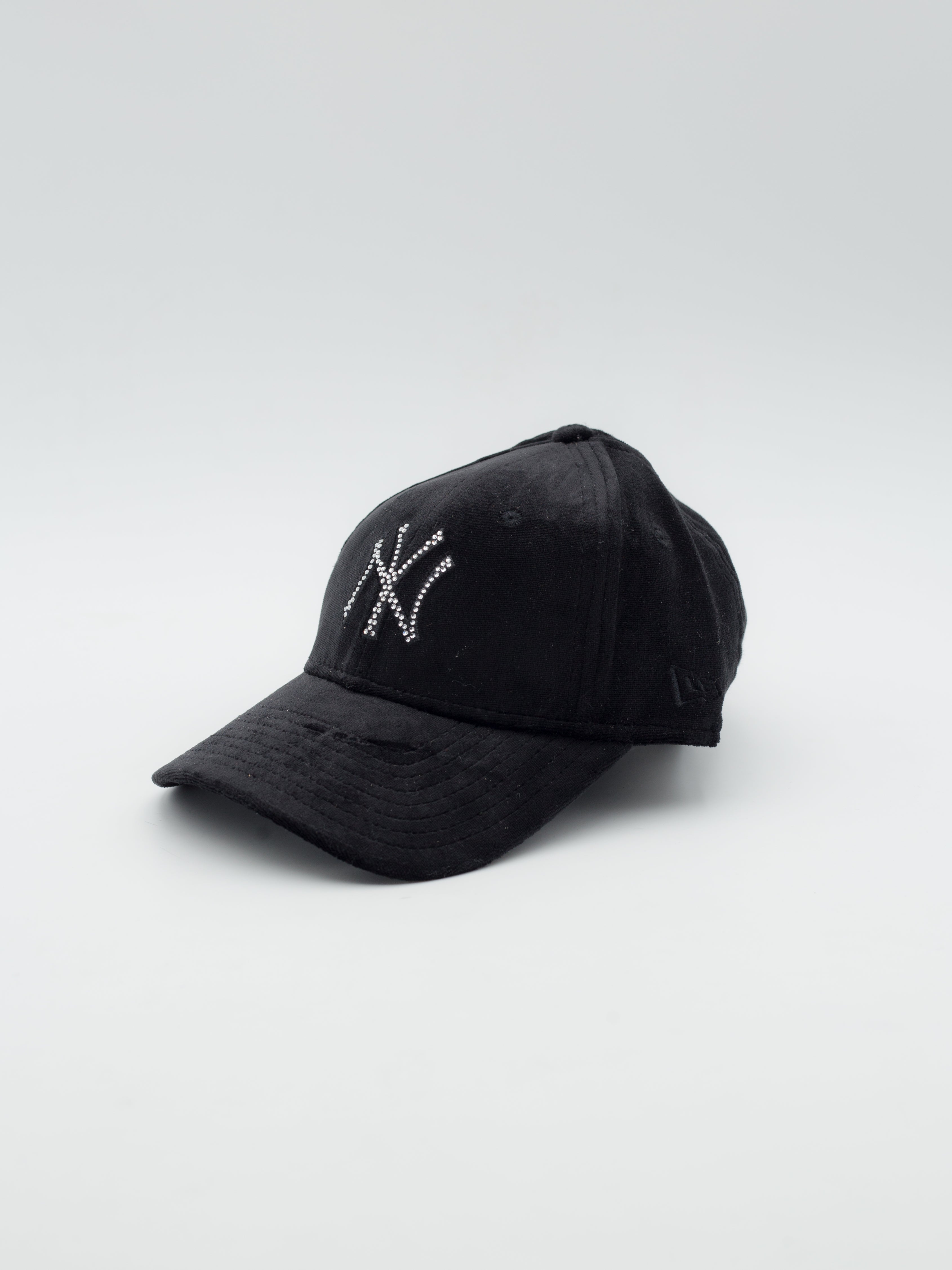 9FORTY Velour Diamante New York Yankees Black Women