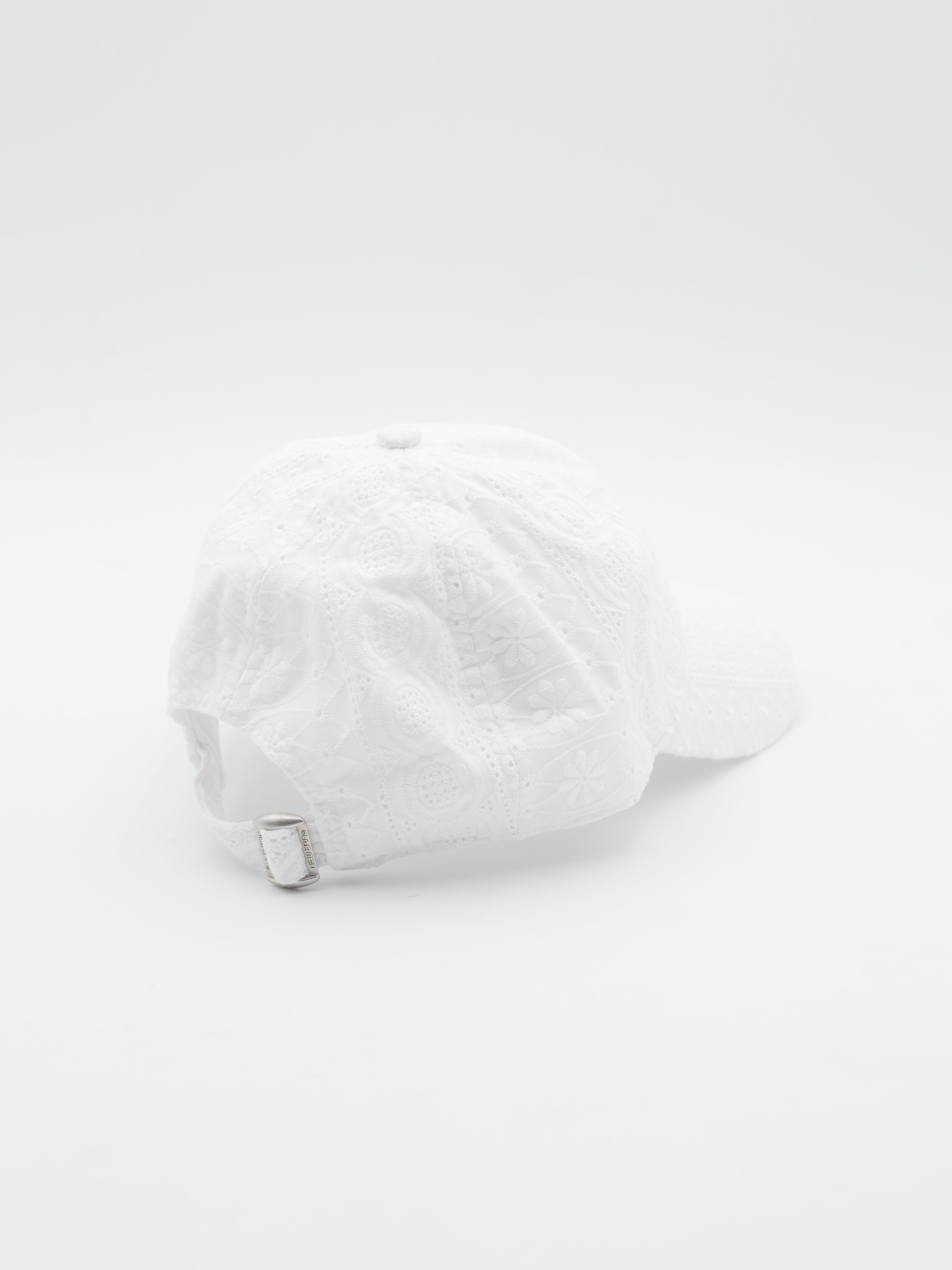 9TWENTY Broderie New York Yankees White/White 3 9TWENTY Broderie New York Yankees White/White