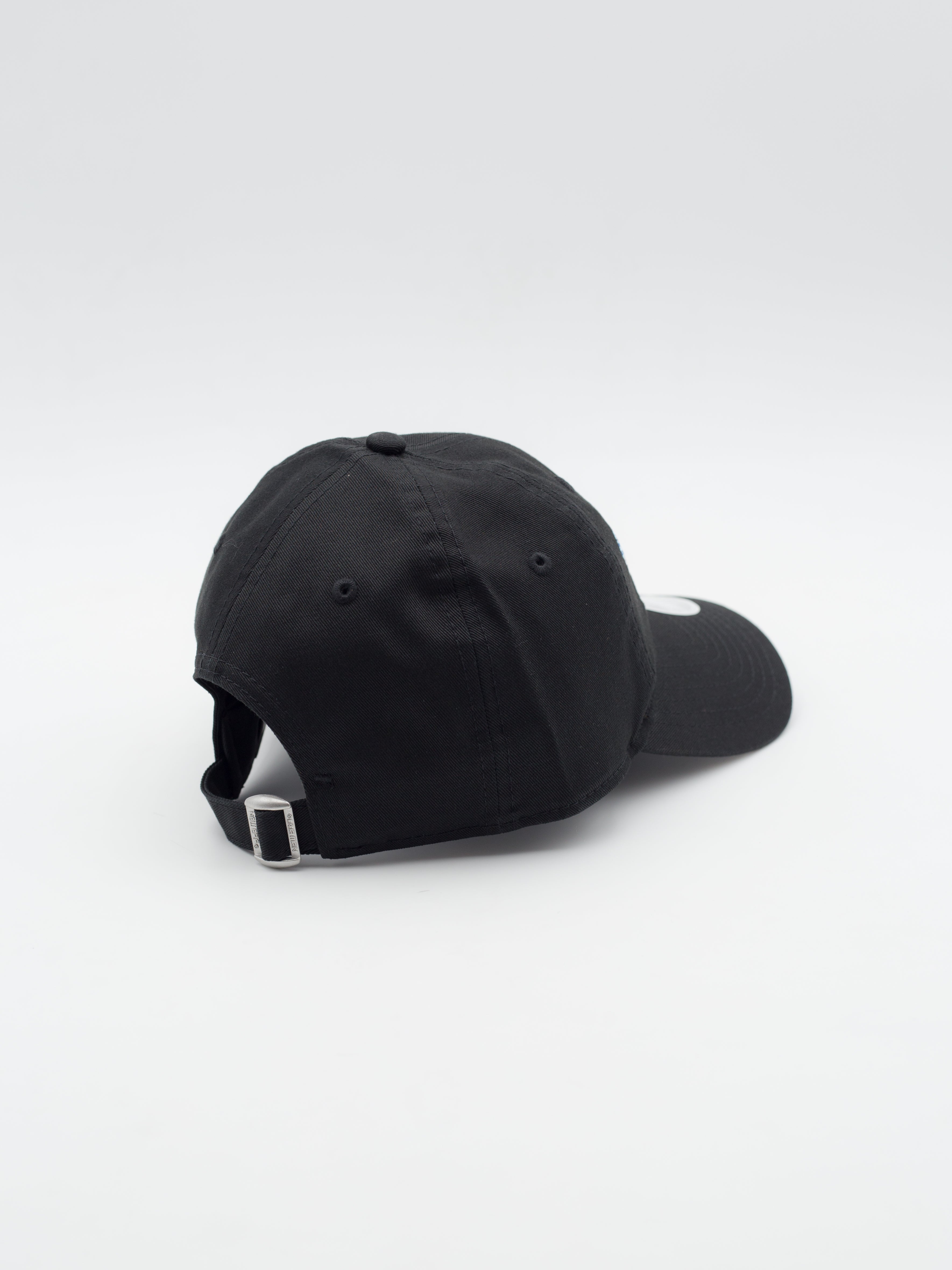 9TWENTY Floral Script New York Yankees Black 4 9TWENTY Floral Script New York Yankees Black