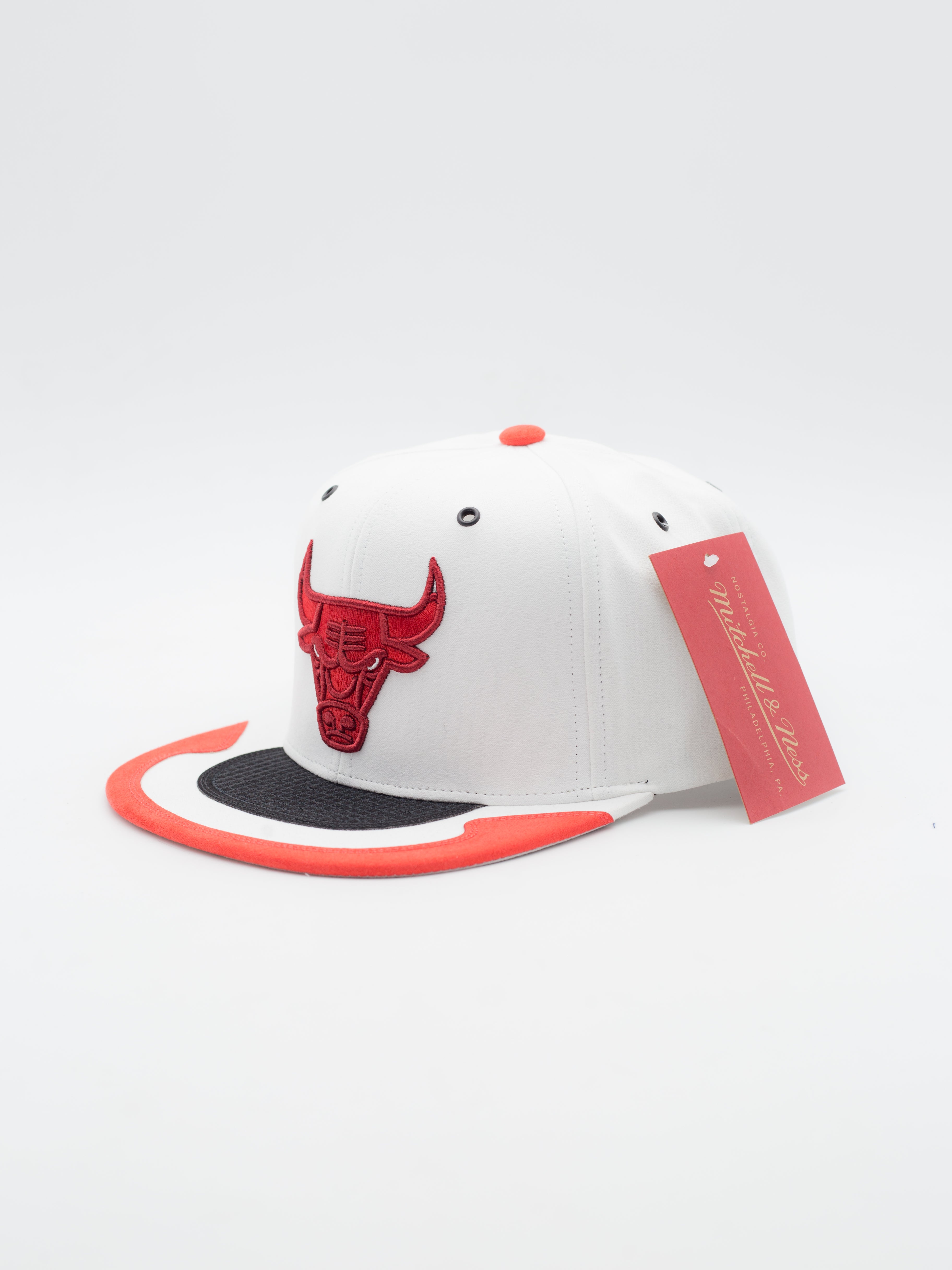 Day 4 Chicago Bulls Snapback White/Red
