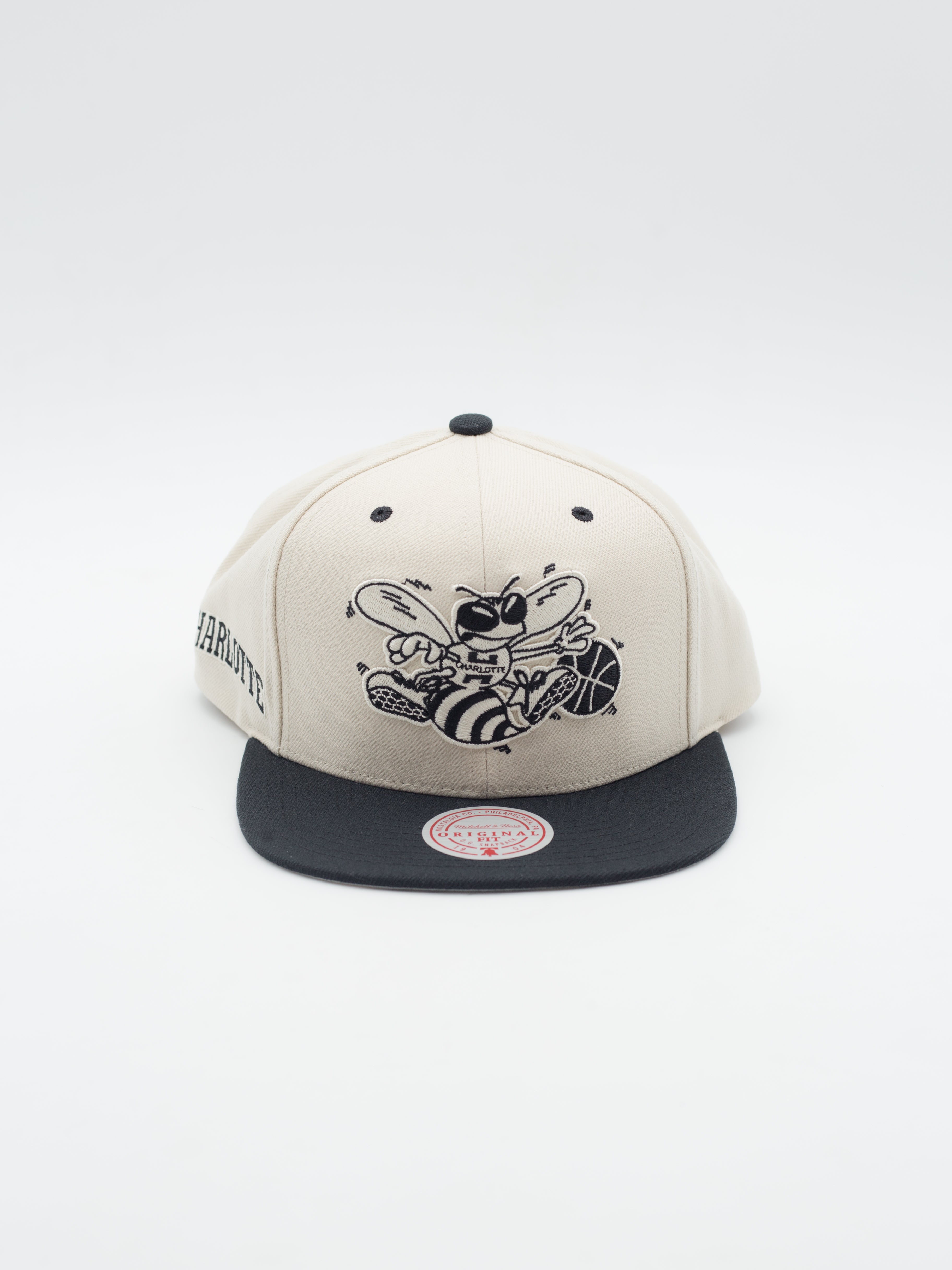 Evergreen Charlotte Hornets Snapback Cream/Black 3 Evergreen Charlotte Hornets Snapback Cream/Black