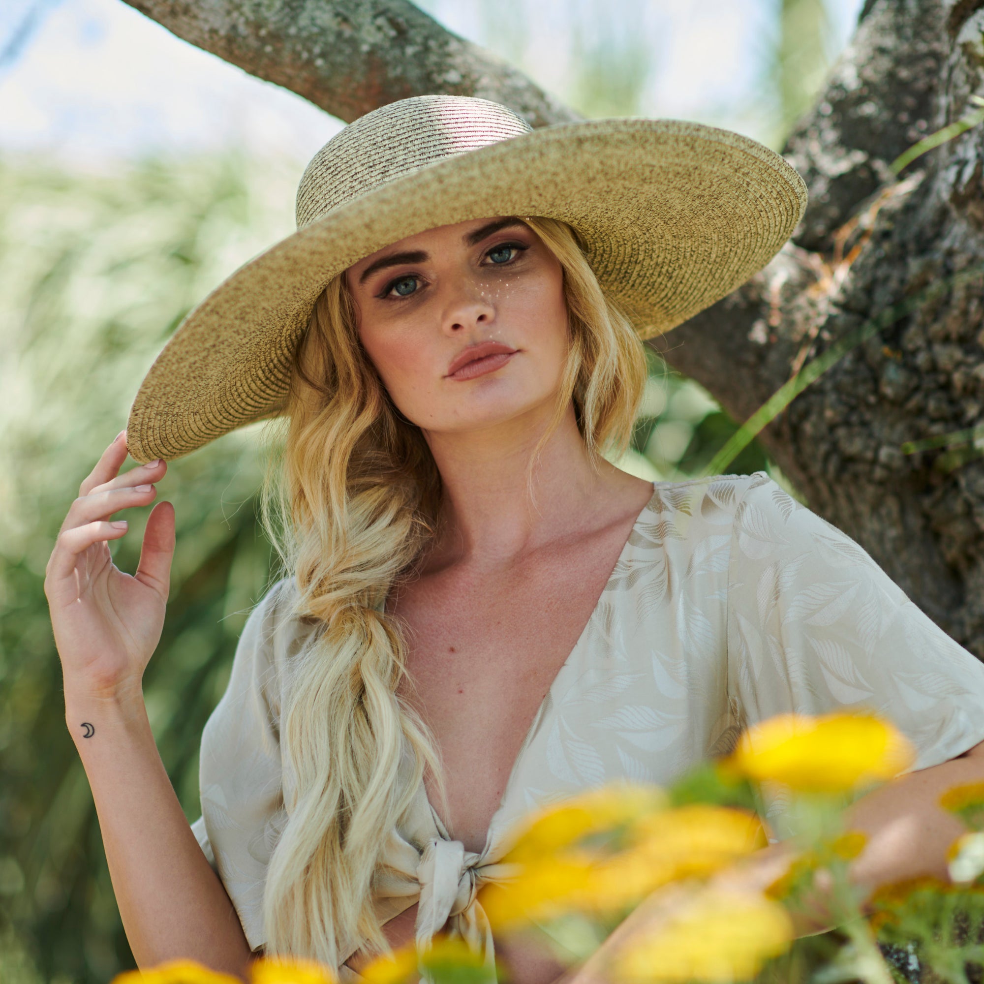 Women's Ultrabraid Back Knot Floppy Hat 3 Women's Ultrabraid Back Knot Floppy Hat